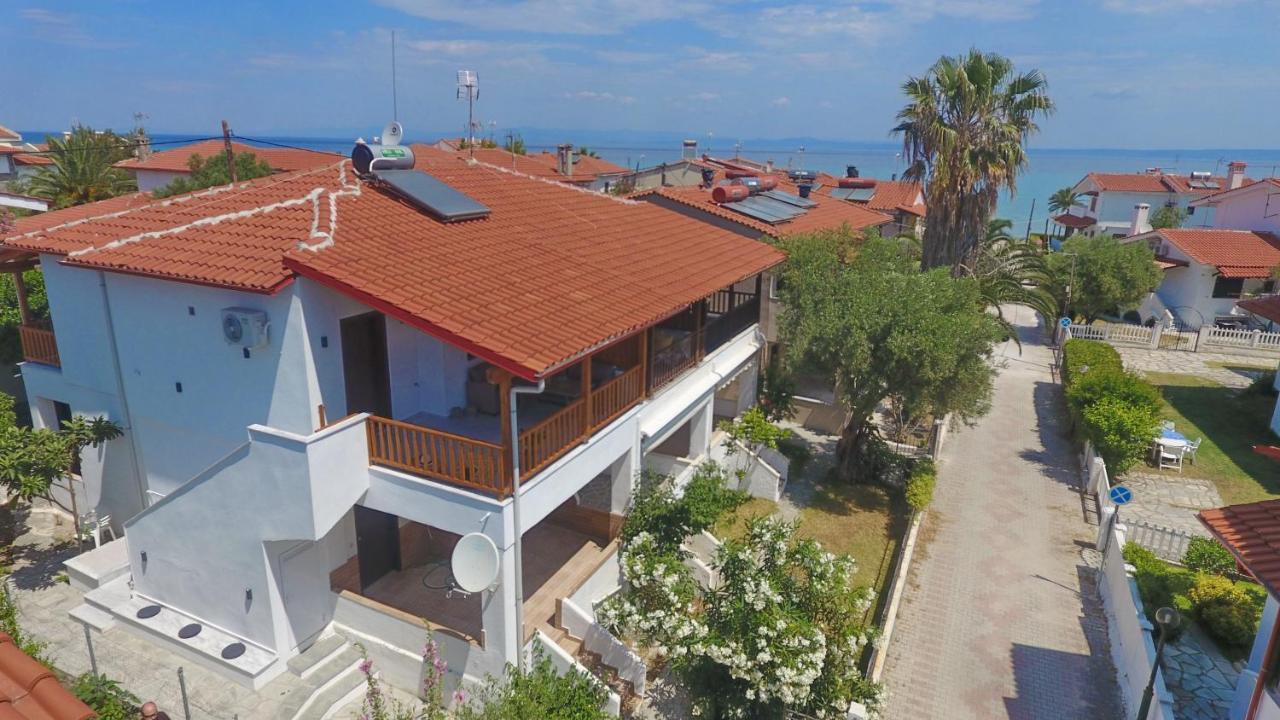Blue Wave Apartment Pefkochori Exterior photo