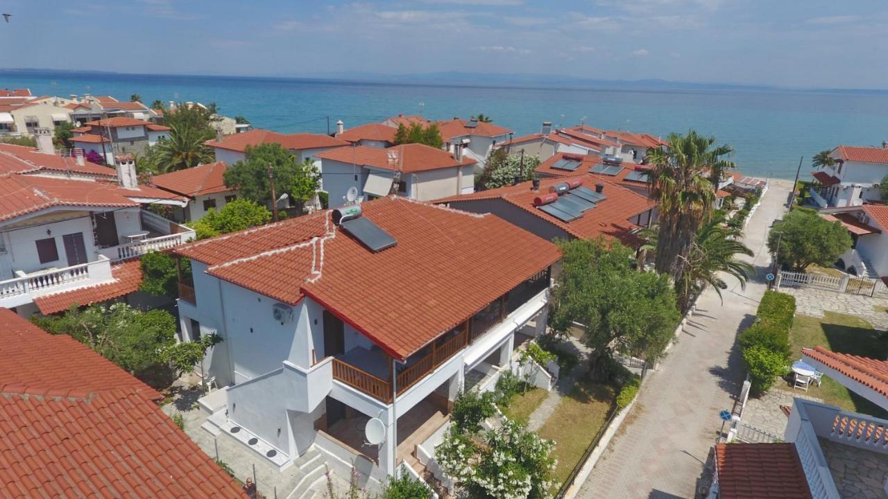 Blue Wave Apartment Pefkochori Exterior photo